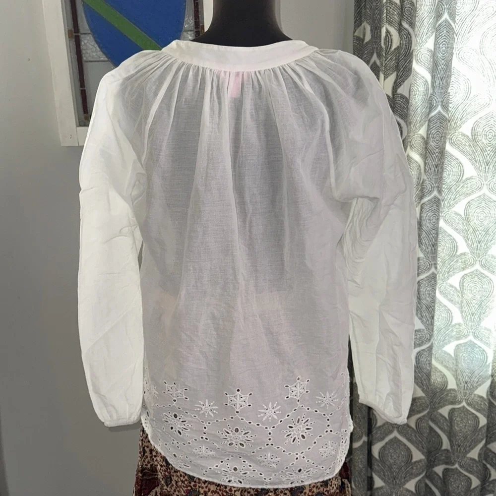 Lilly Pulitzer 100% cotton Eyelet Blouse